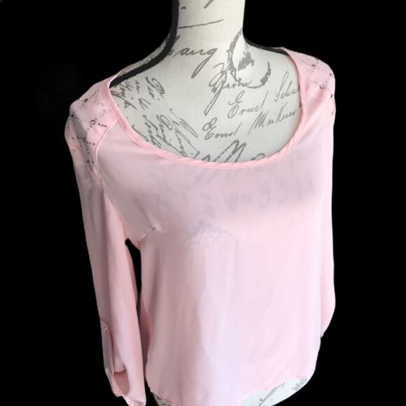 Charlotte Russe Pink Blouse Size Small - Picture 1 of 8